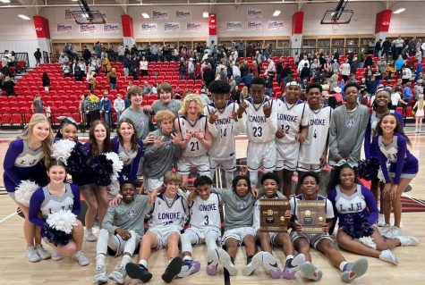 Junior Boys Basketball Brings Home 4A-5 District Championship Titles